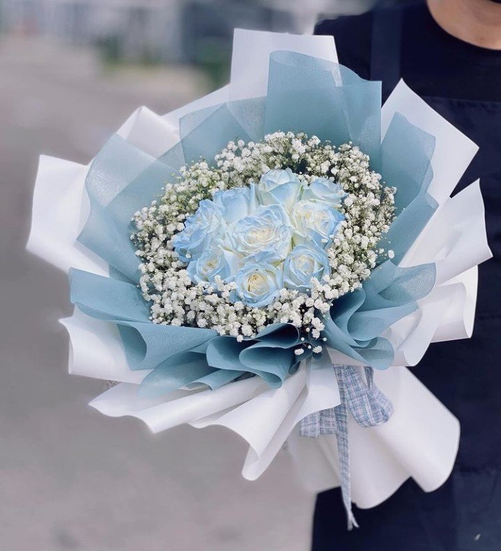 Hand Bouquet - image 5