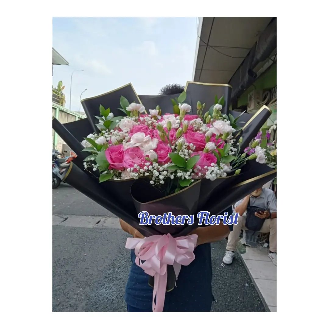 Hand Bouquet Wisuda - image 5